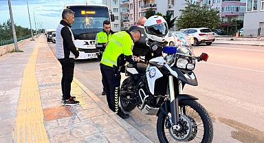 Alkollü ETUS şoförü yolcuların dikkati sayesinde yakalandı