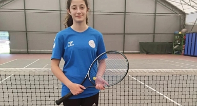 Ana tabloya kaldı