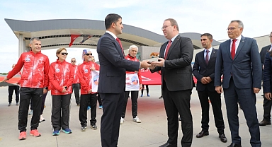 Atletlerin Ankara'ya taşıyacağı
