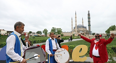 Çeribaşı Fikri Ocak’tan Kakava'ya davullu zurnalı davet