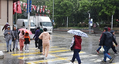 Edirne'de sağanak etkili oldu