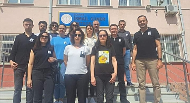 Eğitimciler, okul müdürü İbrahim Oktugan için iş bırakacak