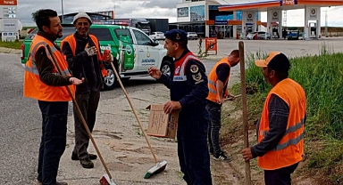 Jandarma, işçilerin gününü kutladı
