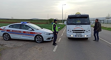 Jandarma okul servislerini denetledi