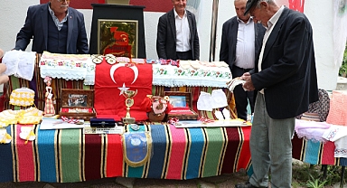 Mübadiller köyde açılan sergiyle anılarını tazeledi
