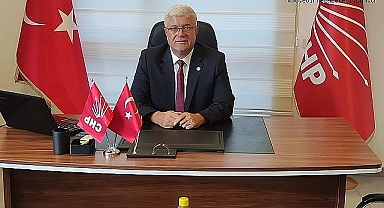 “Yeni müfredat derhal geri çekilmelidir”