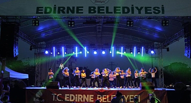 ATATÜRK KÜLTÜR MERKEZİ ETKİNLİKLERİ VE DANS GECESİ EDİRNE HALKINDAN TAM NOT ALDI
