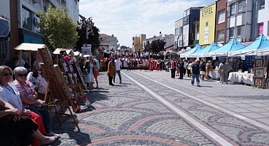 El emekleri sergilendi