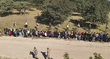 Jandarmanın denetiminde 69 düzensiz göçmen yakalandı