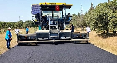 Sahil yolları asfaltlanmaya devam ediliyor