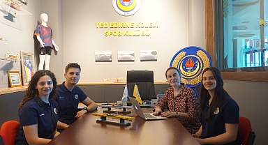 TED öğrencileri Polonya'daki fizik konferansından davet aldı