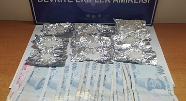 Uyuşturucuyla yakalanan 5 şüpheli gözaltına alındı