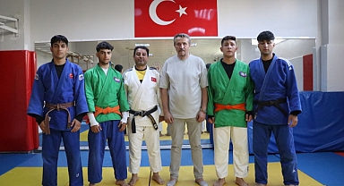 2 Avrupa şampiyonluğu kazandılar