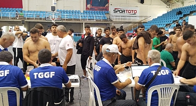663. Tarihi Kırkpınar Yağlı Güreş kayıtları başladı