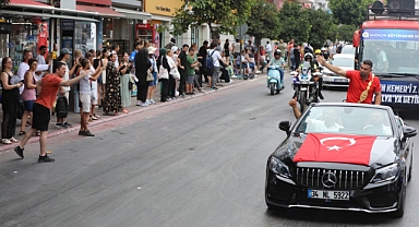 Başpehlivana Antalya’da Coşkulu Karşılama
