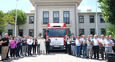 Depremzedelere 7 ton kavurma ve peynir