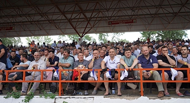 Güreşseverler Kırkpınar'a ilgi gösteriyor