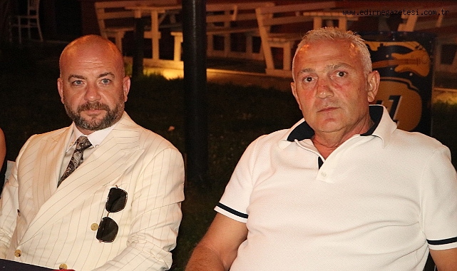 Kadınlara özel tribün