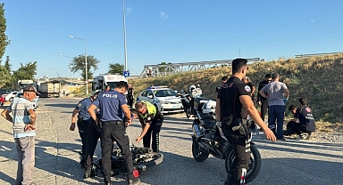 Polisten kaçarken kaza yaptılar