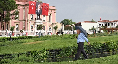 Sağanak etkili oldu