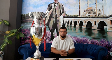 Zeybek, altın kemeri memleketi Antalya'ya ebedi götürmek istiyor