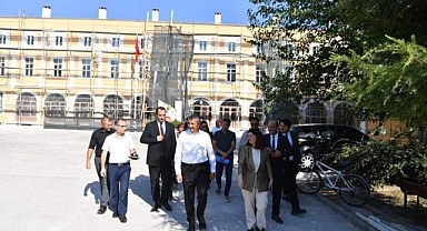 1.Murat Lisesi’ni ziyaret ettiler