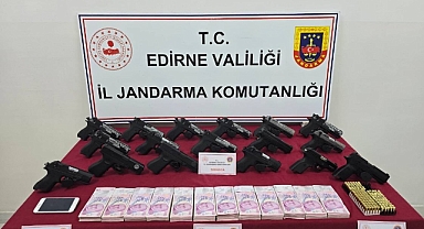 17 ruhsatsız silah ele geçirildi