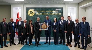 Bakan Kurum’a Vali Sezer’den ziyaret