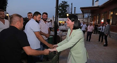 Başkan Akın, belediye personeli ile yemekte buluştu
