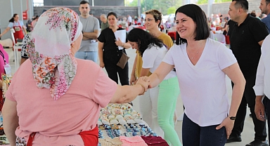 Başkan, Üretici Kadınlar Pazarını ziyaret etti