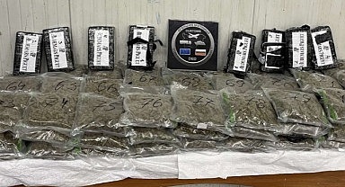 Yurda sokulmak istenen esrar ve kokain komşuya takıldı
