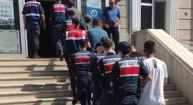 FETÖ üyeleri kaçamadı