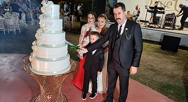 Gazetecinin oğluna renkli sünnet