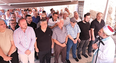 Heniyye için gıyabi cenaze namazı kılındı