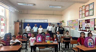 Başkan Geldi, öğrencileri sevindirdi