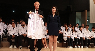 Rektörden doktor adaylarına “güler yüz” tavsiyesi