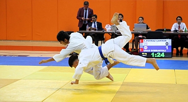 Uluslararası Edirne Judo Turnuvası başladı