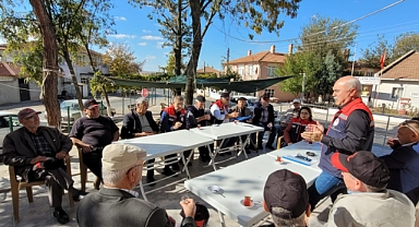 Demirhanlı köyünde çiftçiler bilgilendirildi
