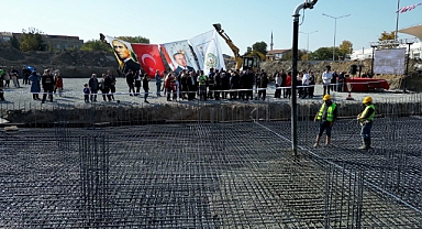 İş merkezinin temeli düzenlenen törenle atıldı
