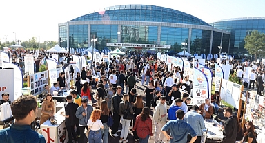 Trakya Üniversitesinde öğrenci toplulukları yeni üyeleriyle buluştu
