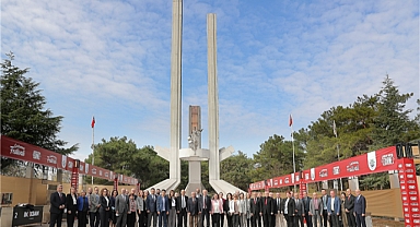 TÜ Senatosu Tarihi Gar'da toplandı