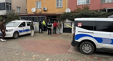 2 genç kız kaldıkları evde ölü bulundu