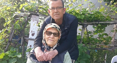 Annesinin böbreğiyle hayata tutundu