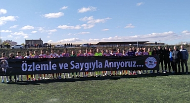 ATA’YA SAYGI PANKARTI
