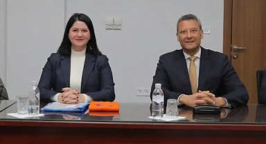 ÇOCUKLAR İÇİN BİR ARAYA GELDİLER