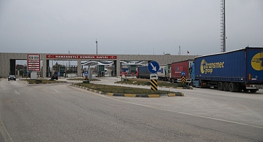 Hamzabeyli Sınır Kapısı'nda tır kuyruğu