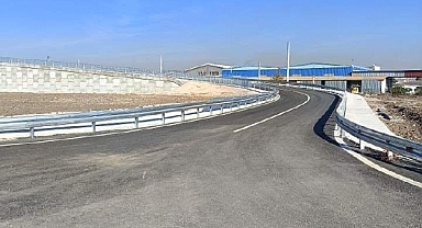 Üst geçit açıldı
