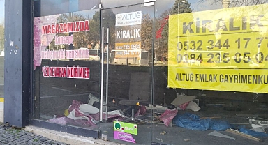 ESNAF YÜKSEK KİRALARA DAYANMAKTA ZORLANIYOR