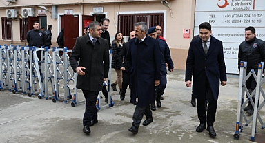 Vali Yunus Sezer, Geri Gönderme Merkezini ziyaret etti