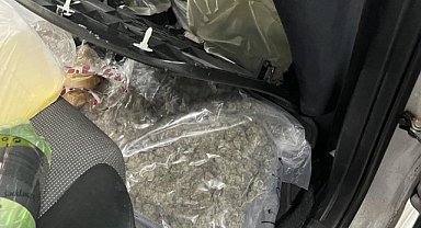 21 kilo 800 gram esrar sınır kapısını geçemedi